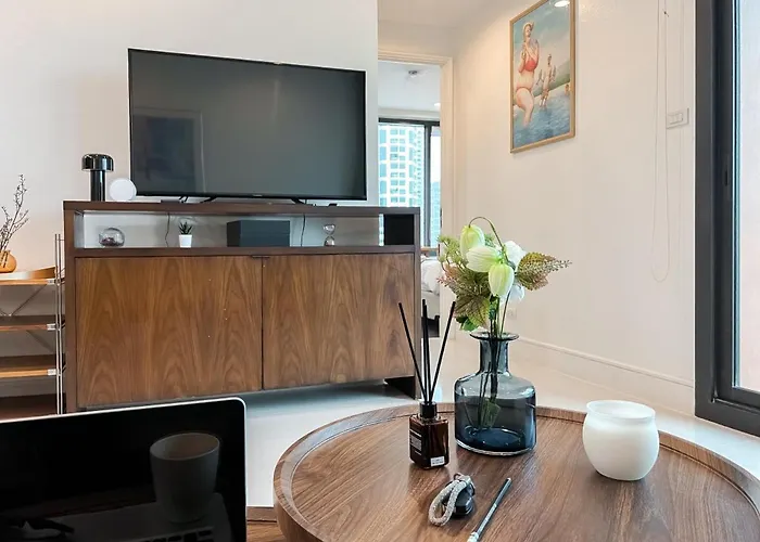 Expansive Luxury 2br - Ultra Fast Wifi - Phrom Phong Bangkok